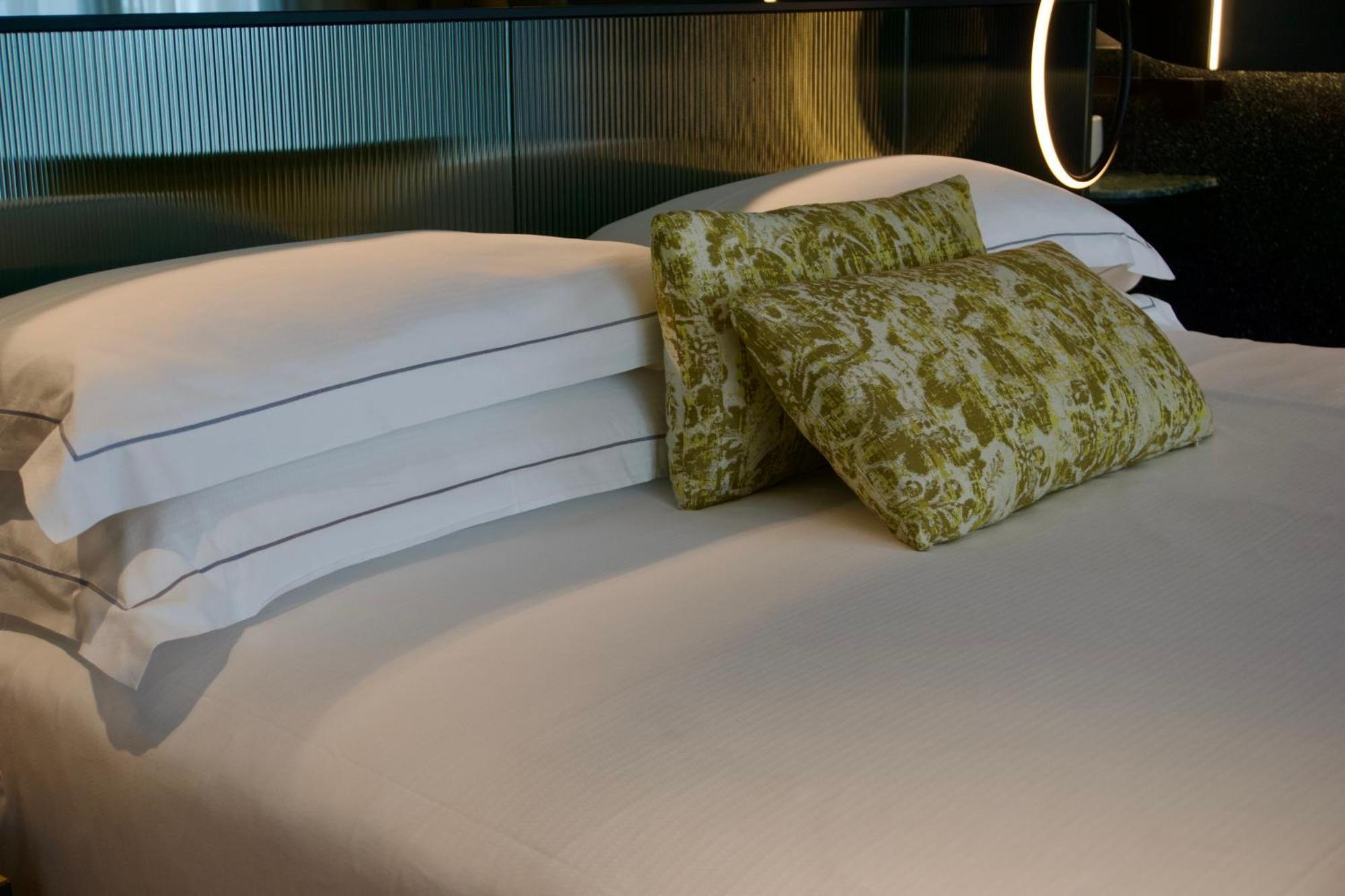 Hotel Ristorante Al Caminetto Worldhotels Crafted Adults Only Тори дел Бенако Екстериор снимка