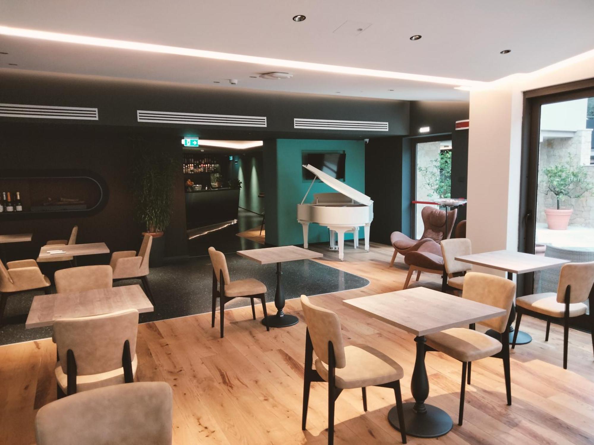 Hotel Ristorante Al Caminetto Worldhotels Crafted Adults Only Тори дел Бенако Екстериор снимка